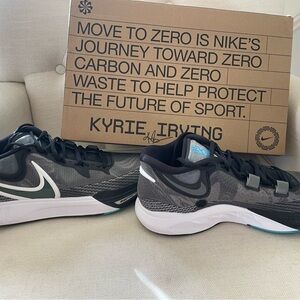 Men’s Kyrie Orca 8